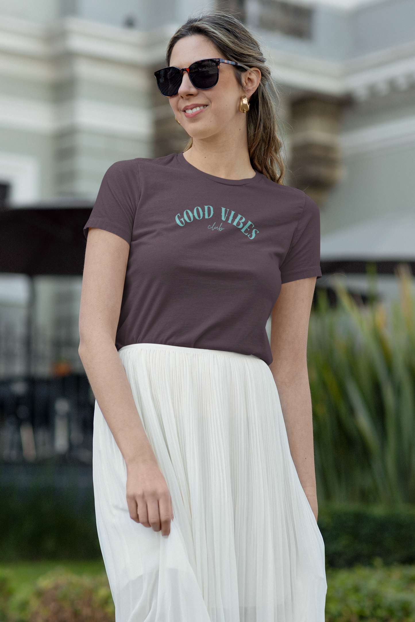 Good Vibes Women's Tee – Positive Graphic T-Shirt Beach / Lake